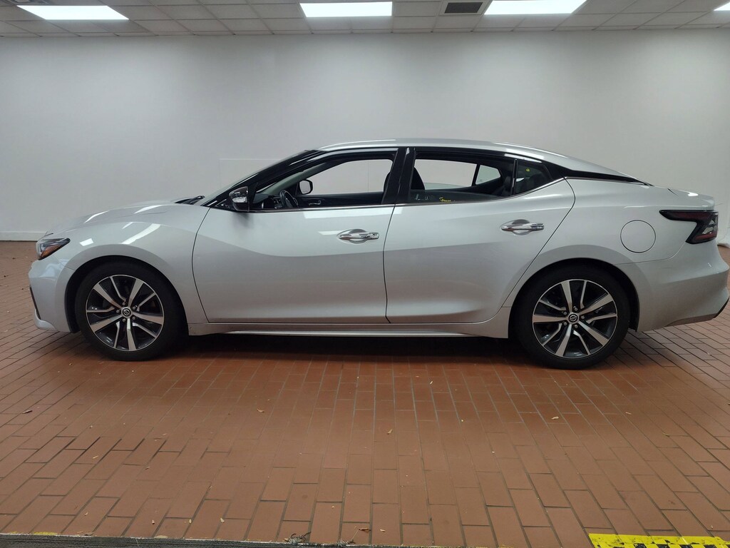 Used 2020 Nissan Maxima SV Sedan