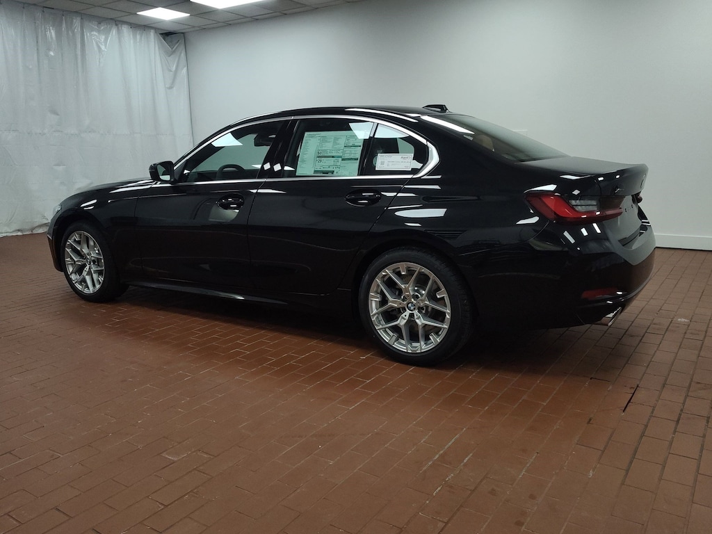 New 2026 BMW 330i xDrive Sedan