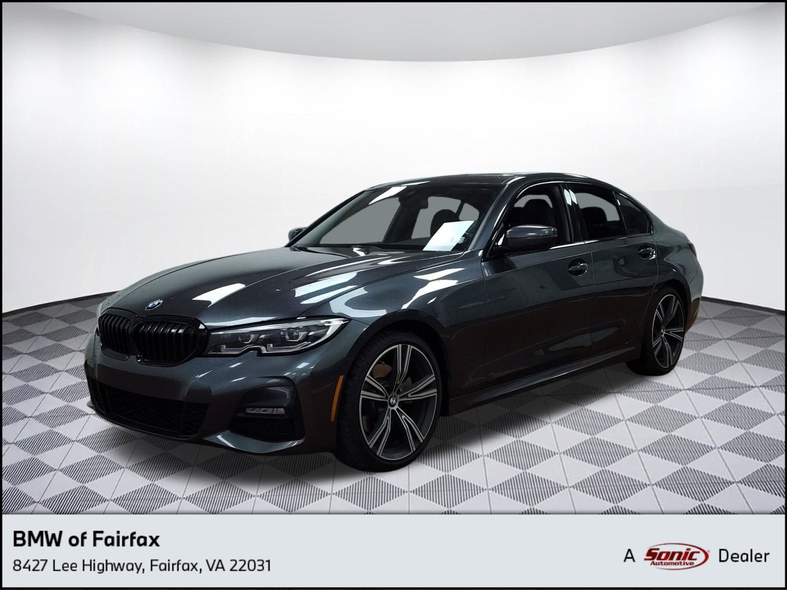 2020 BMW 3 Series 330i's photo