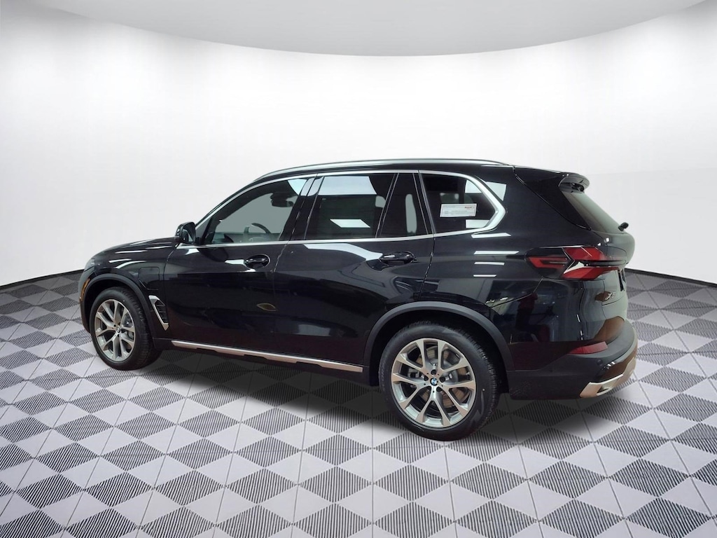 New 2026 BMW X5 PHEV xDrive50e SUV