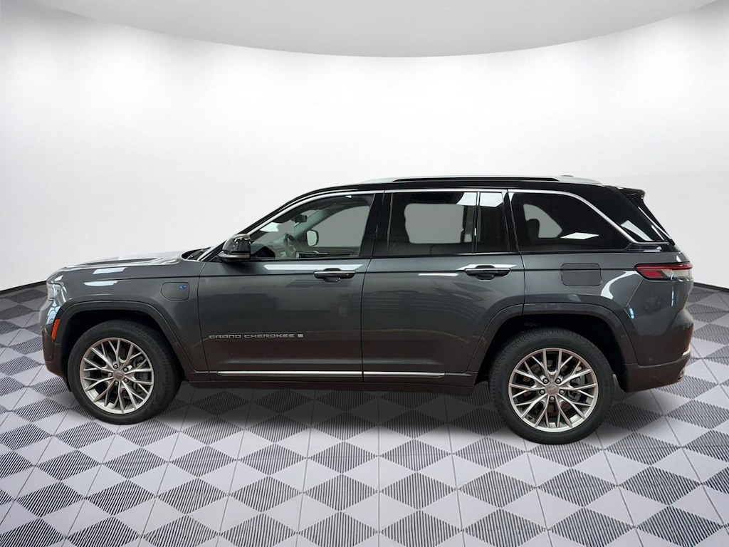 Used 2022 Jeep Grand Cherokee 4xe Summit SUV
