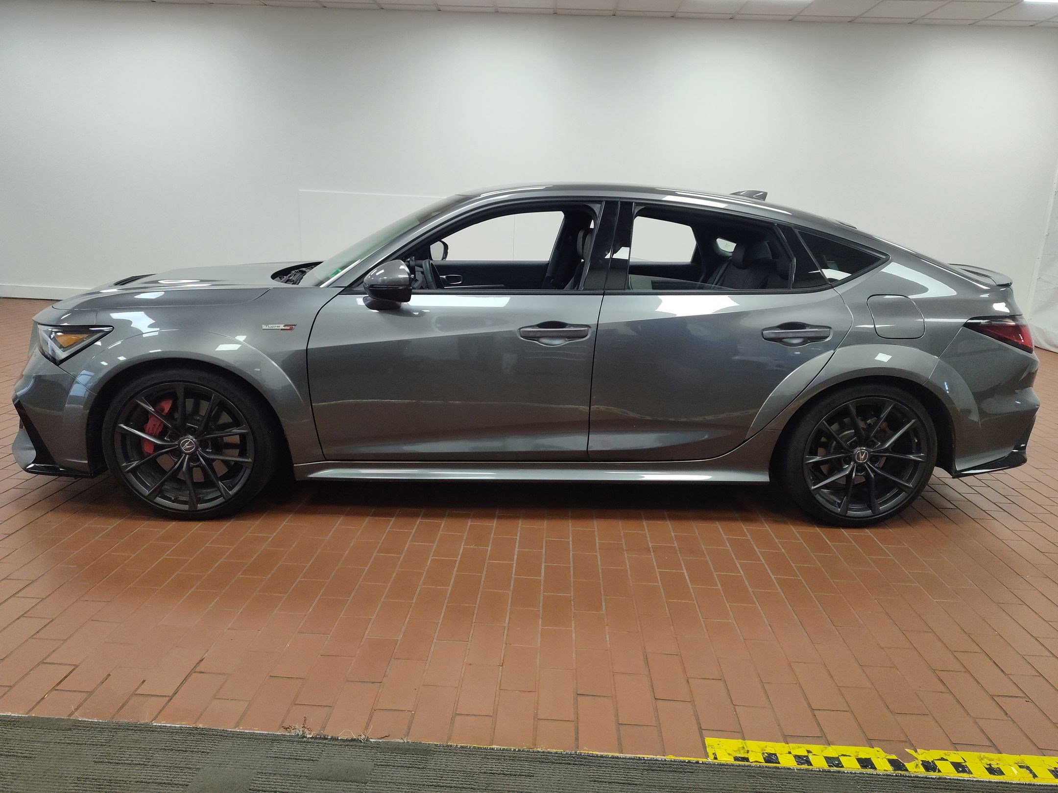 2024 Acura Integra Type S photo 2
