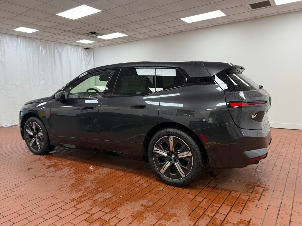 New 2026 BMW iX xDrive45 SUV