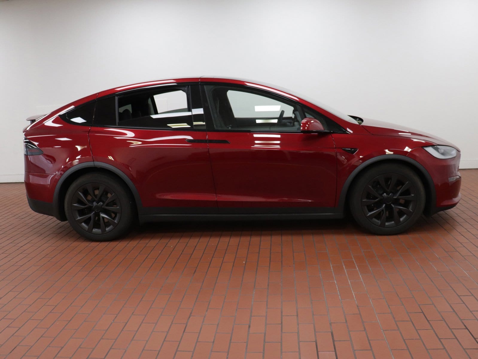 Used 2023 Tesla Model X Long Range with VIN 7SAXCAE54PF425588 for sale in Fairfax, VA