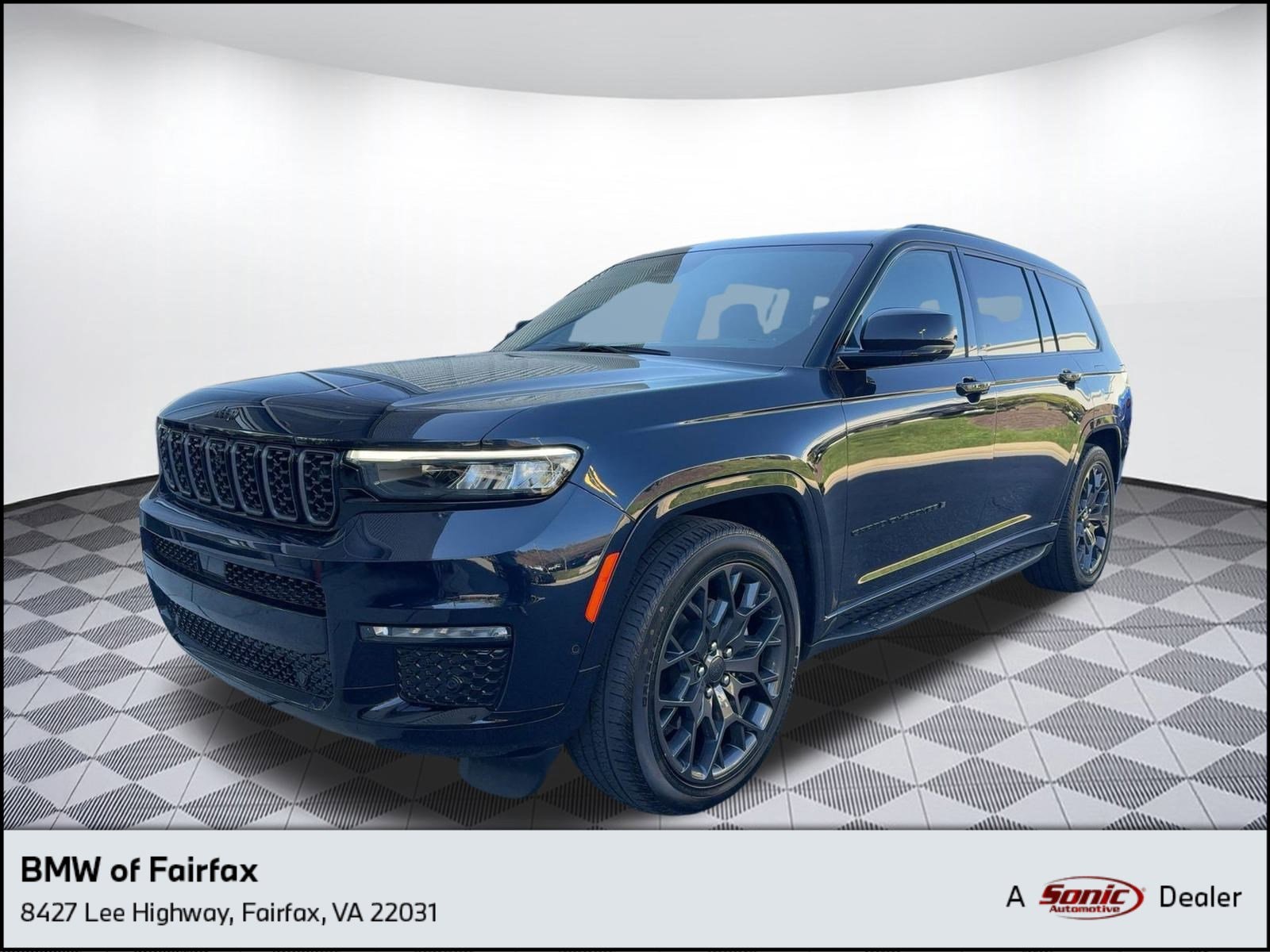 2023 Jeep Grand Cherokee L Summit's photo