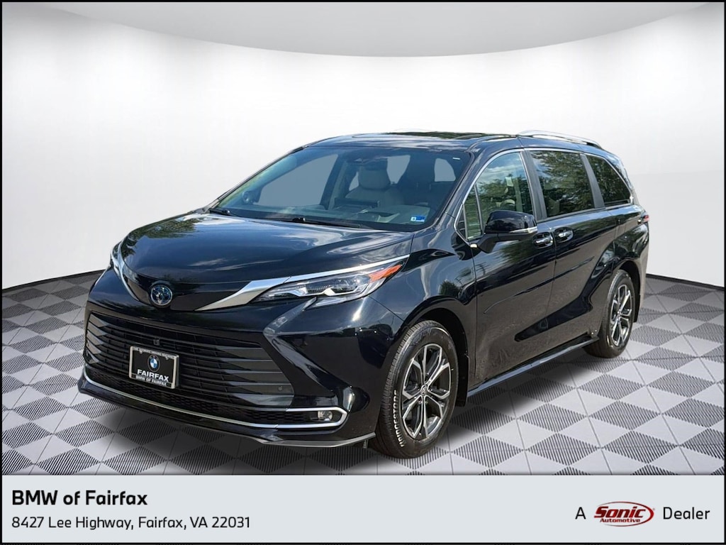 Used 2025 Toyota Sienna Platinum 7 Passenger Van Passenger Van