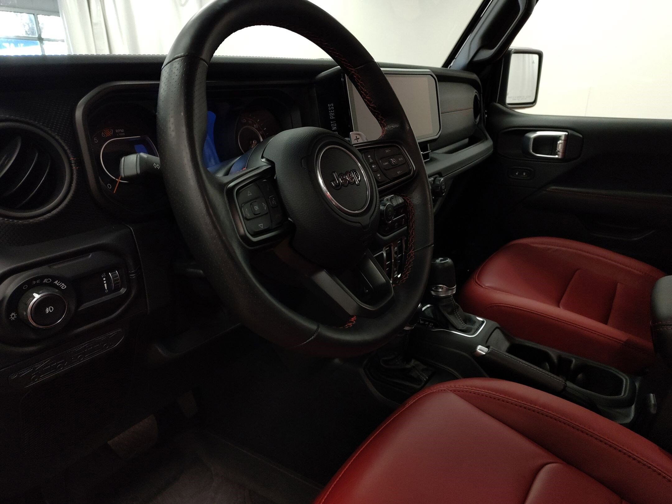 2024 Jeep Wrangler Rubicon 392 photo 4