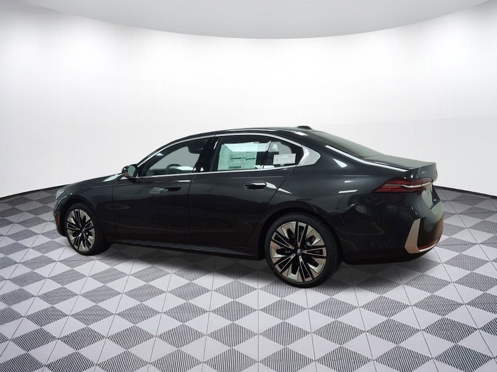 New 2026 BMW 530i xDrive Sedan