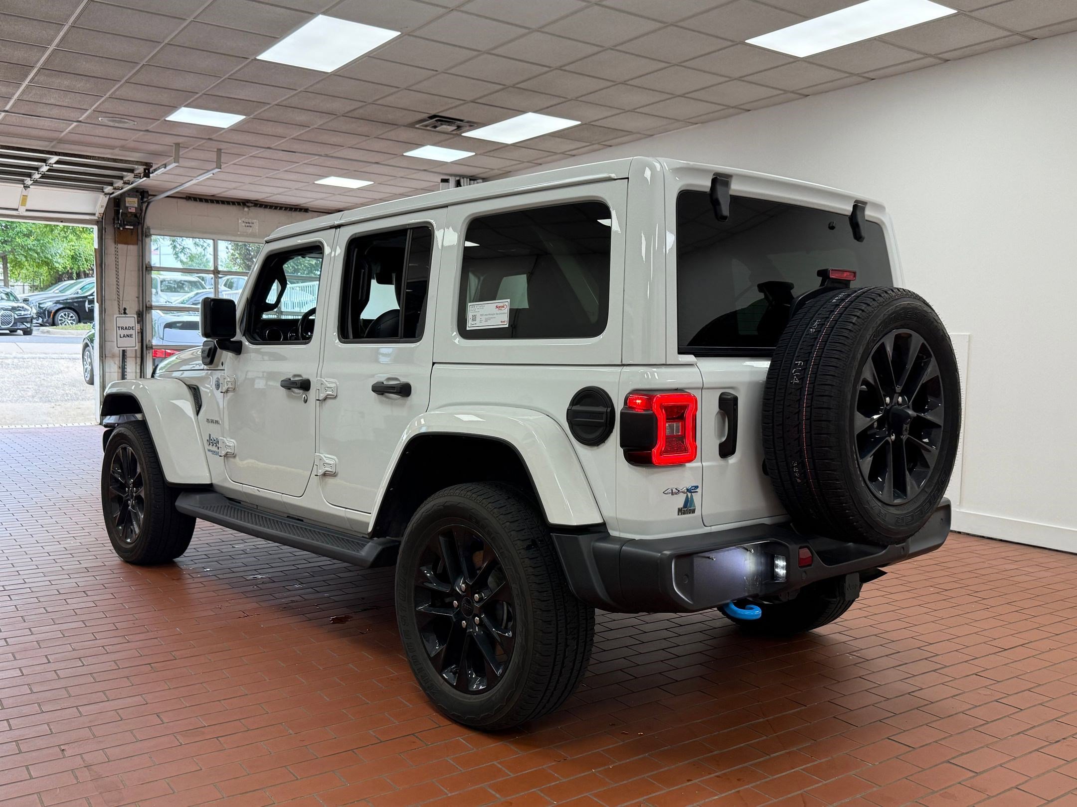 2022 Jeep Wrangler 4xe Unlimited Sahara photo 2
