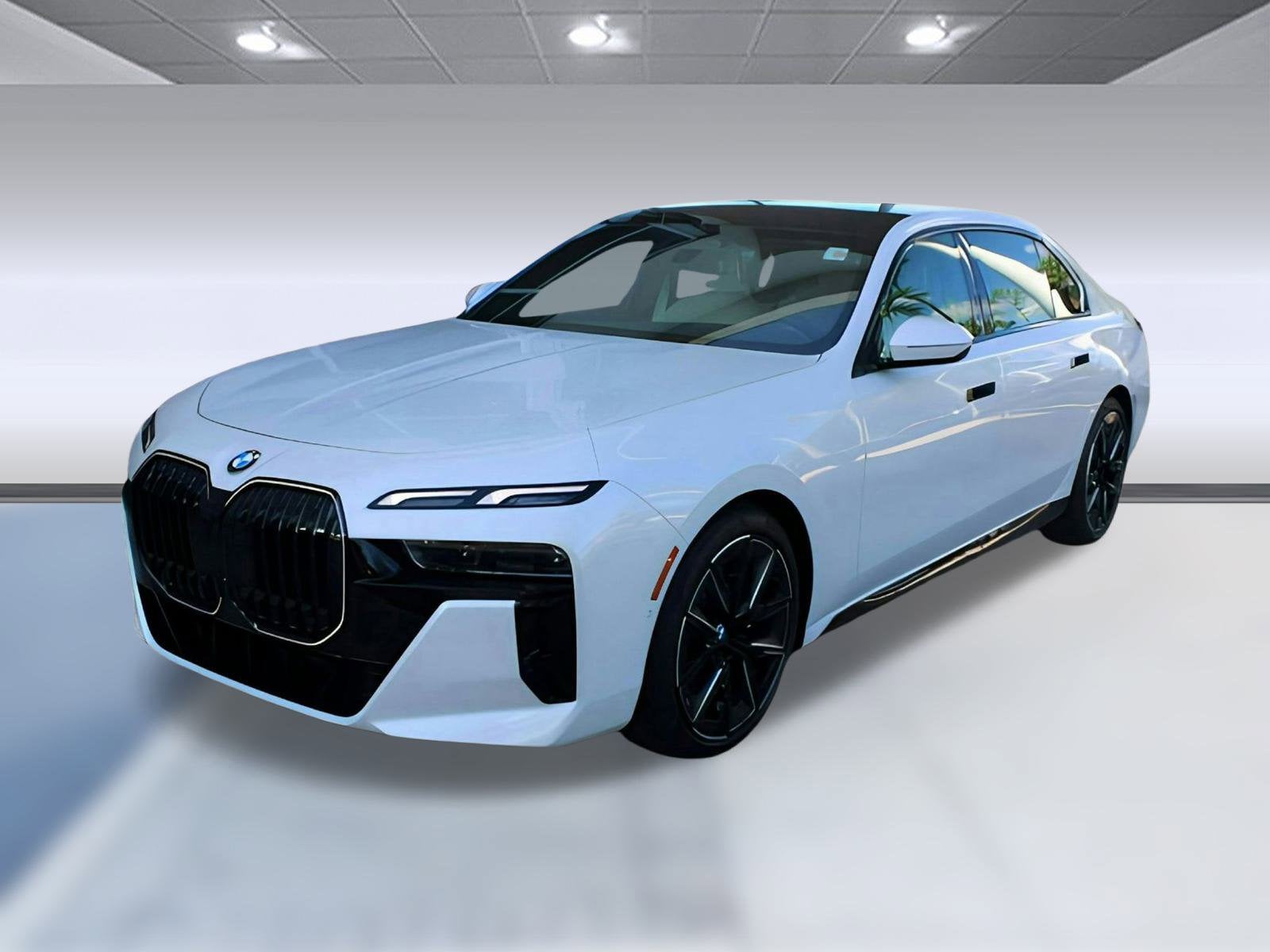 2025 BMW 7 Series 760i's photo