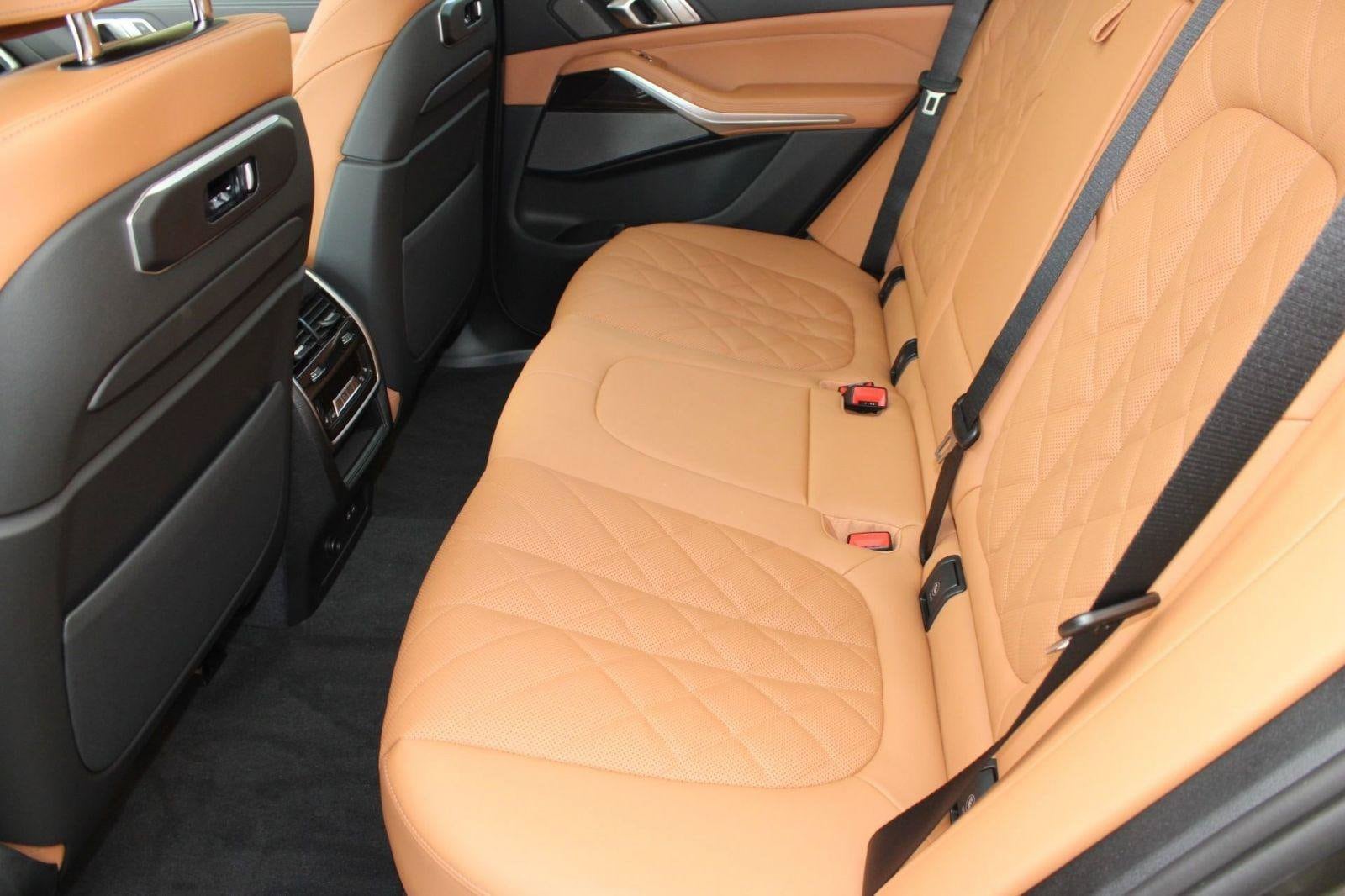 2026 BMW X5 50e - Photo 15