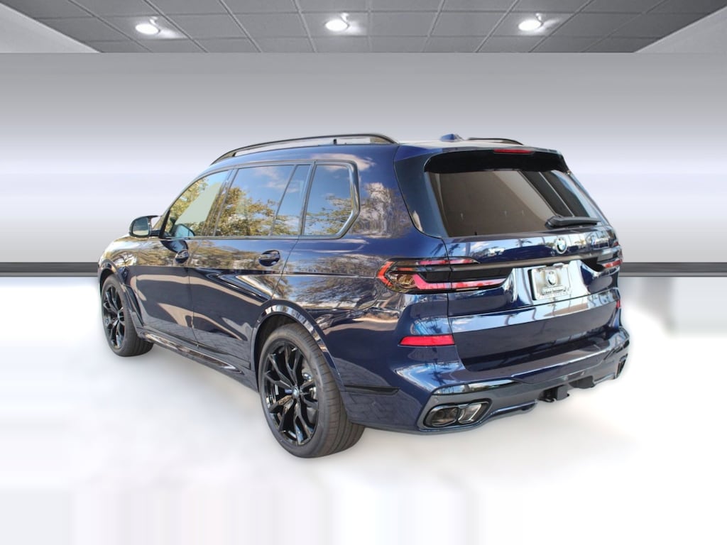 New 2026 BMW X7 M60i SUV