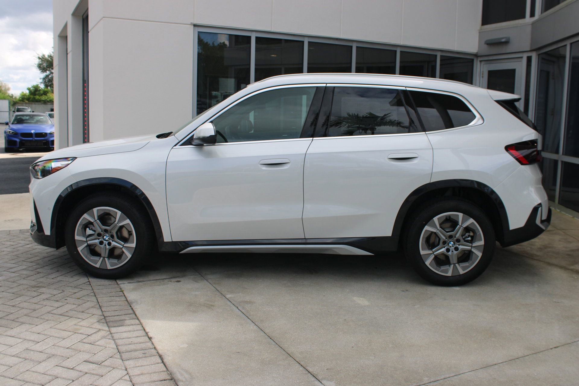 2026 Bmw X1 XDrive28i photo 2