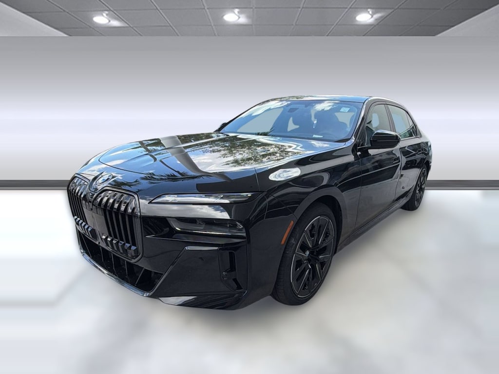 New 2026 BMW 740i xDrive Sedan