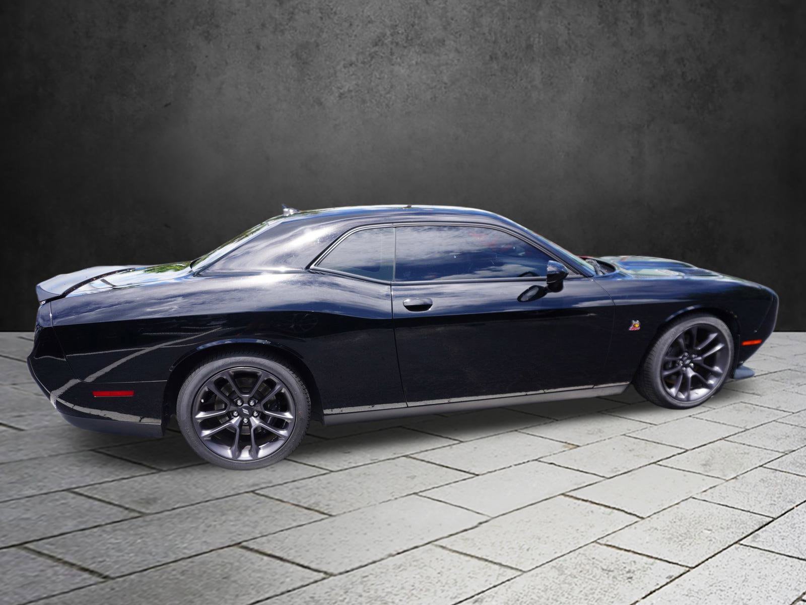 Used 2021 Dodge Challenger R/T with VIN 2C3CDZFJ0MH513860 for sale in Fort Myers, FL