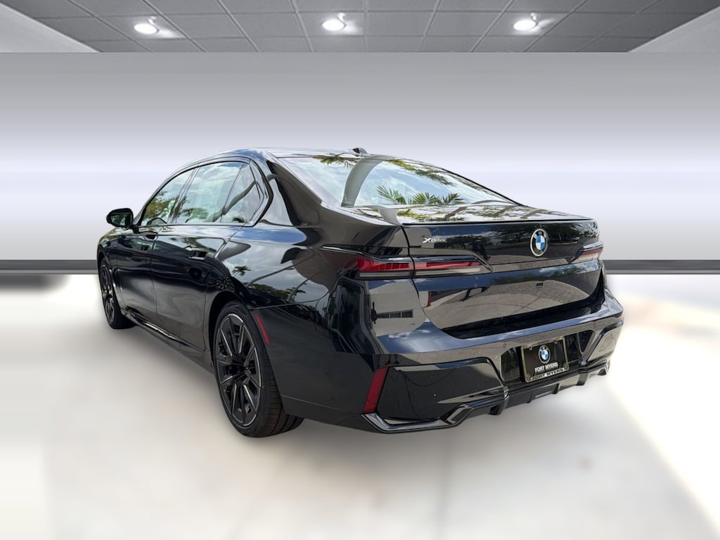 New 2026 BMW 740i xDrive Sedan