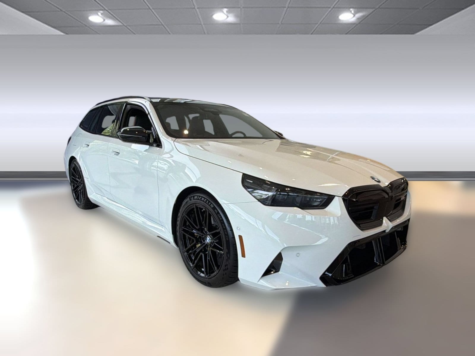 M5 Base Touring