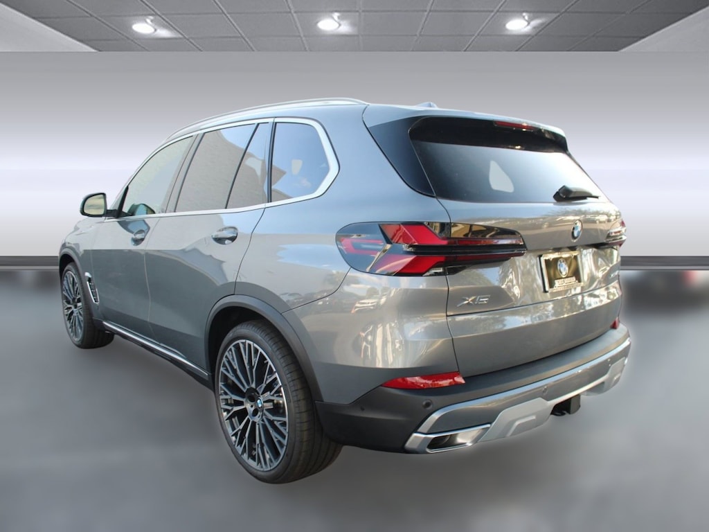 New 2026 BMW X5 xDrive40i SUV