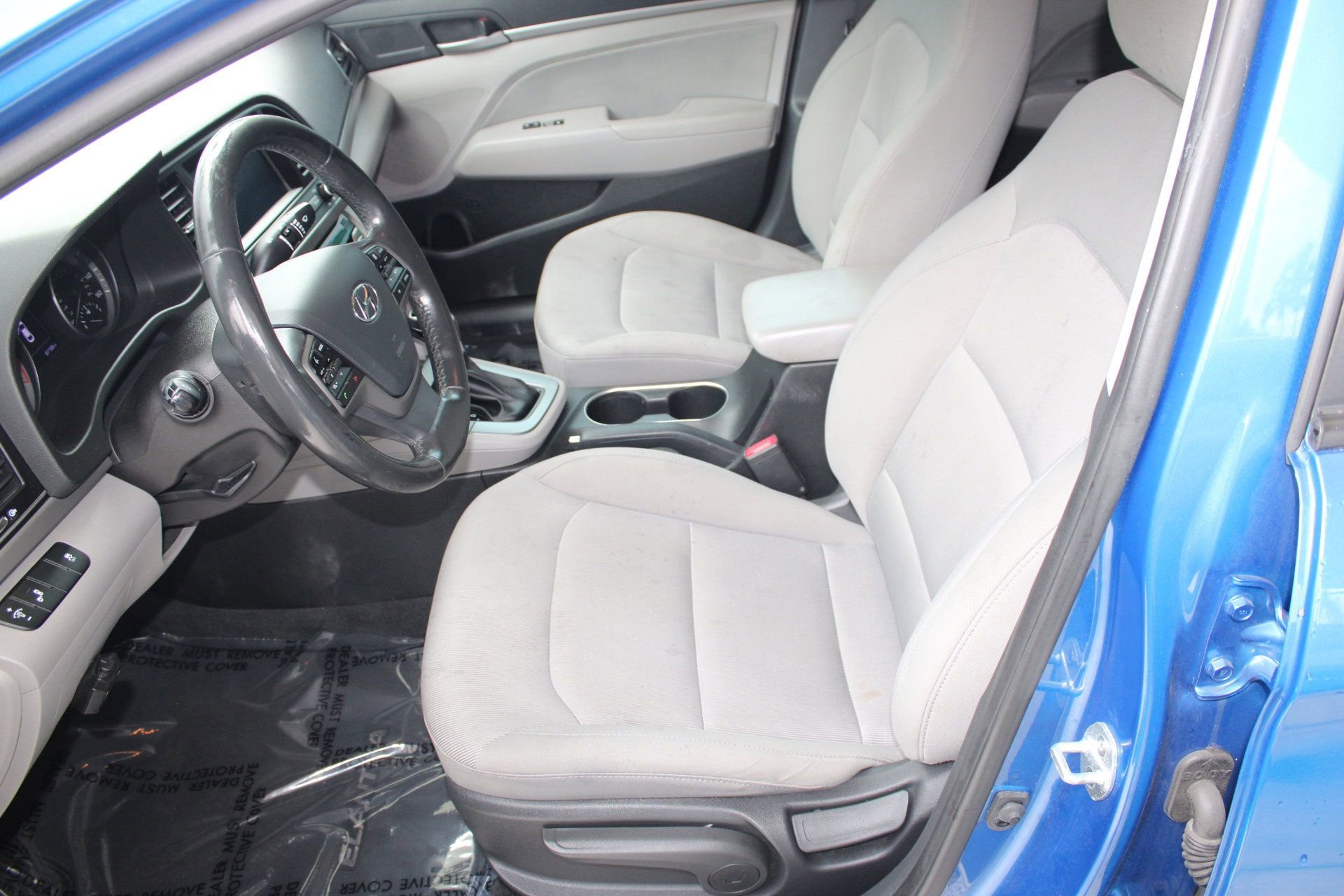 2018 Hyundai Elantra Value Edition photo 4