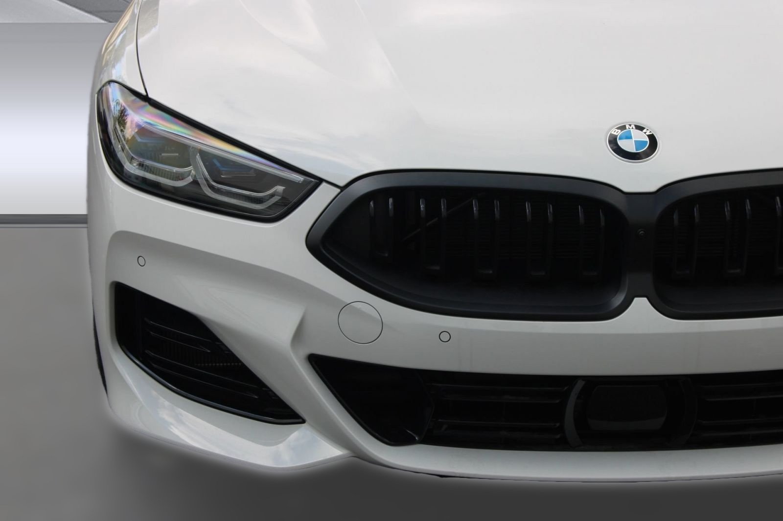 2026 BMW 8 Series 840i - Photo 11