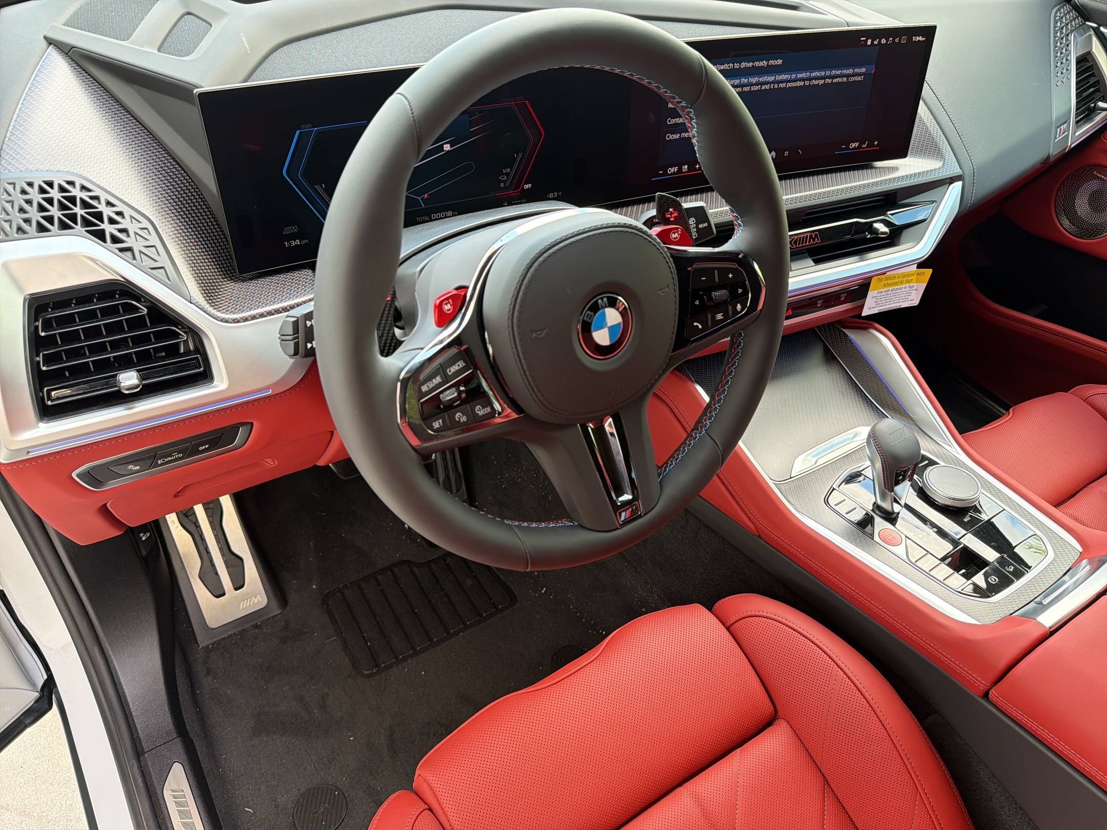 XM Label SUV