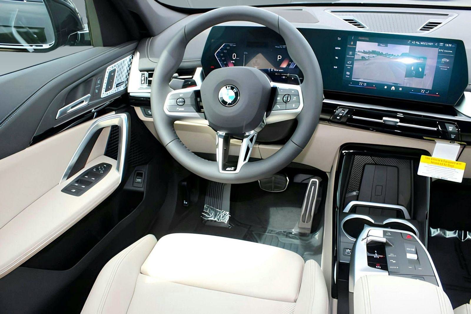 2025 BMW X1 28i - Photo 29