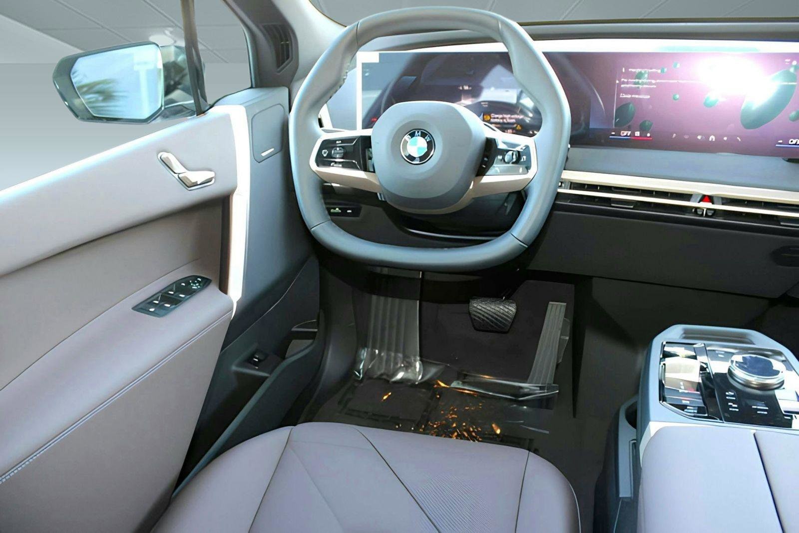 2026 BMW iX 60 - Photo 29