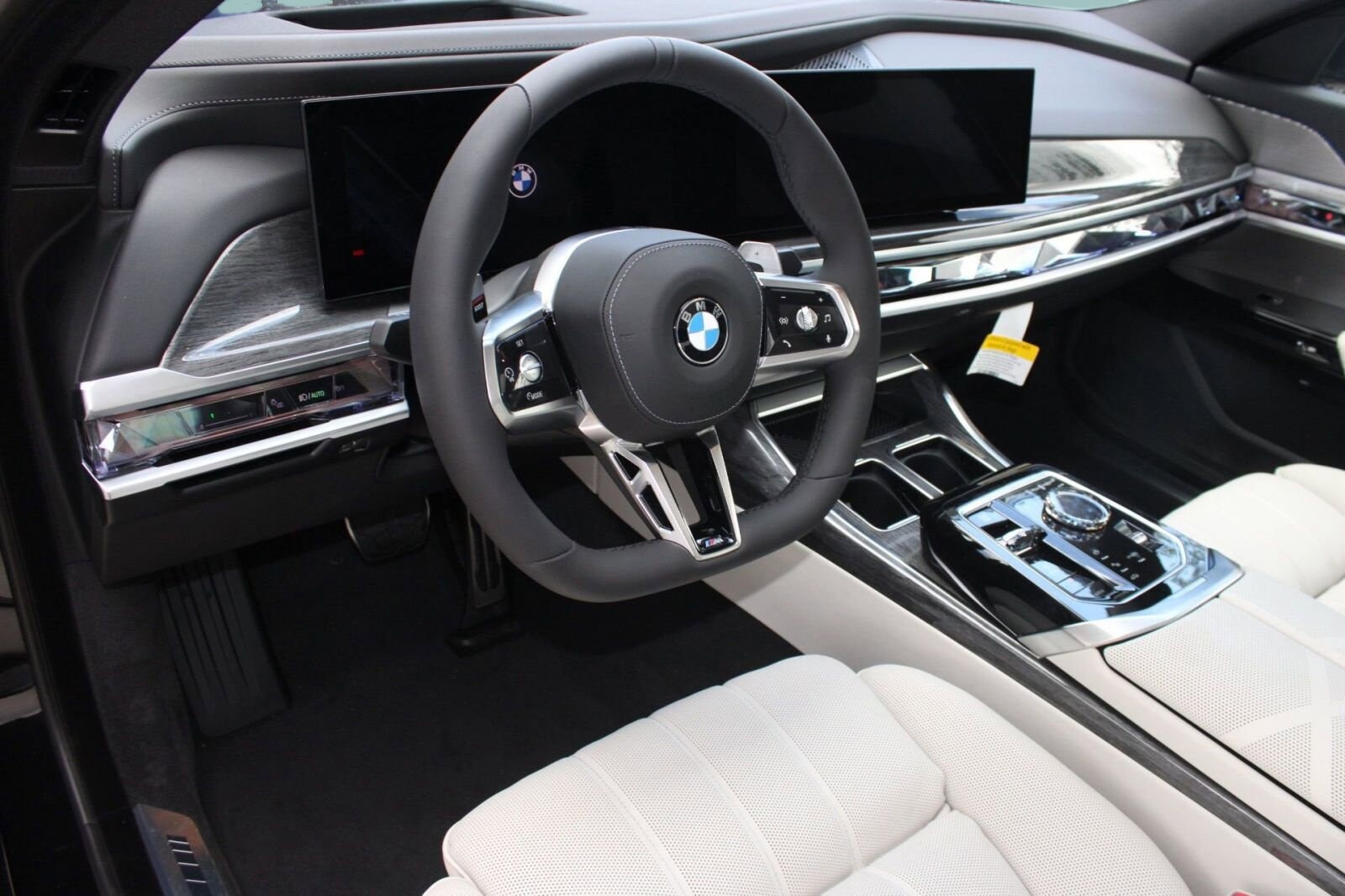 2025 Bmw 760i xDrive photo 4