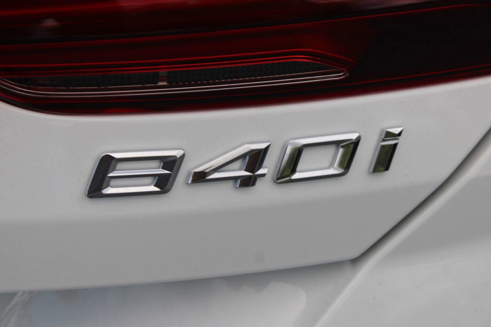2026 BMW 8 Series 840i - Photo 20
