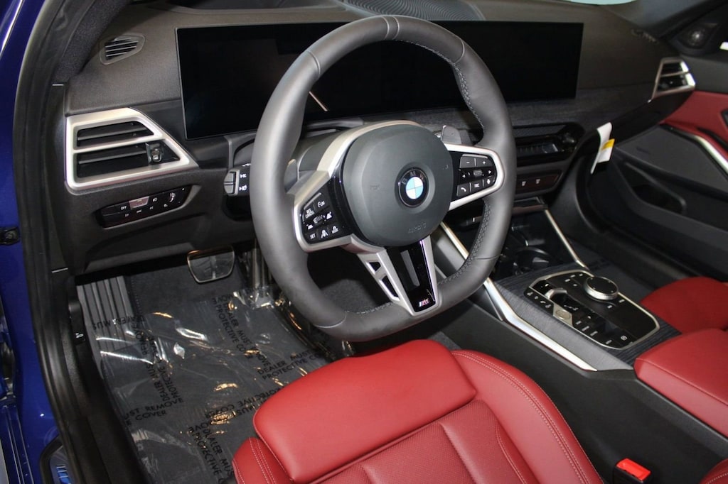 New 2025 BMW 330i Sedan