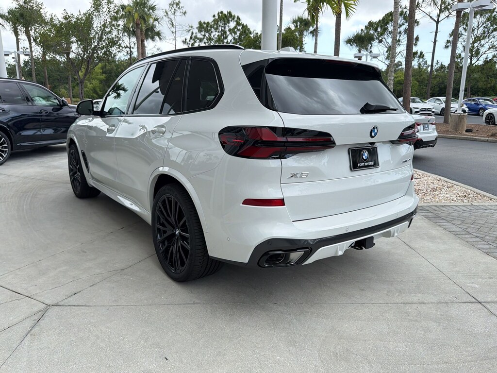 New 2026 BMW X5 xDrive40i SUV