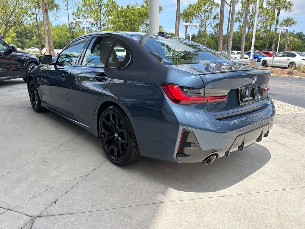 New 2026 BMW 330i Sedan