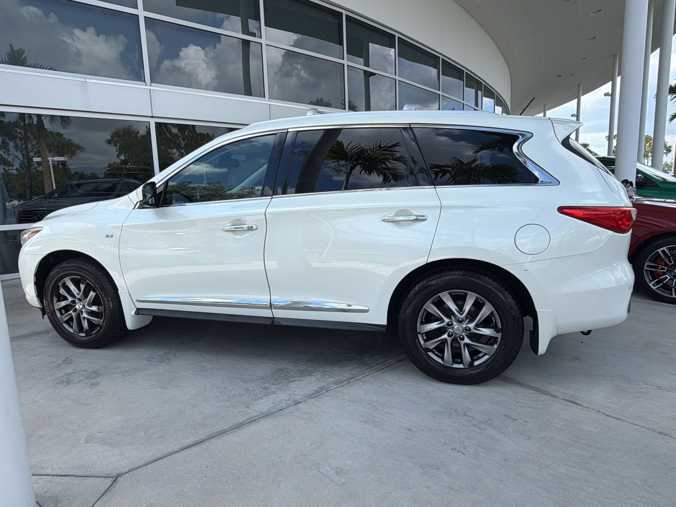 Used 2015 INFINITI QX60 Base with VIN 5N1AL0MM9FC505403 for sale in Fort Myers, FL
