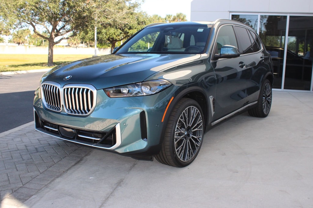 New 2026 BMW X5 sDrive40i SUV