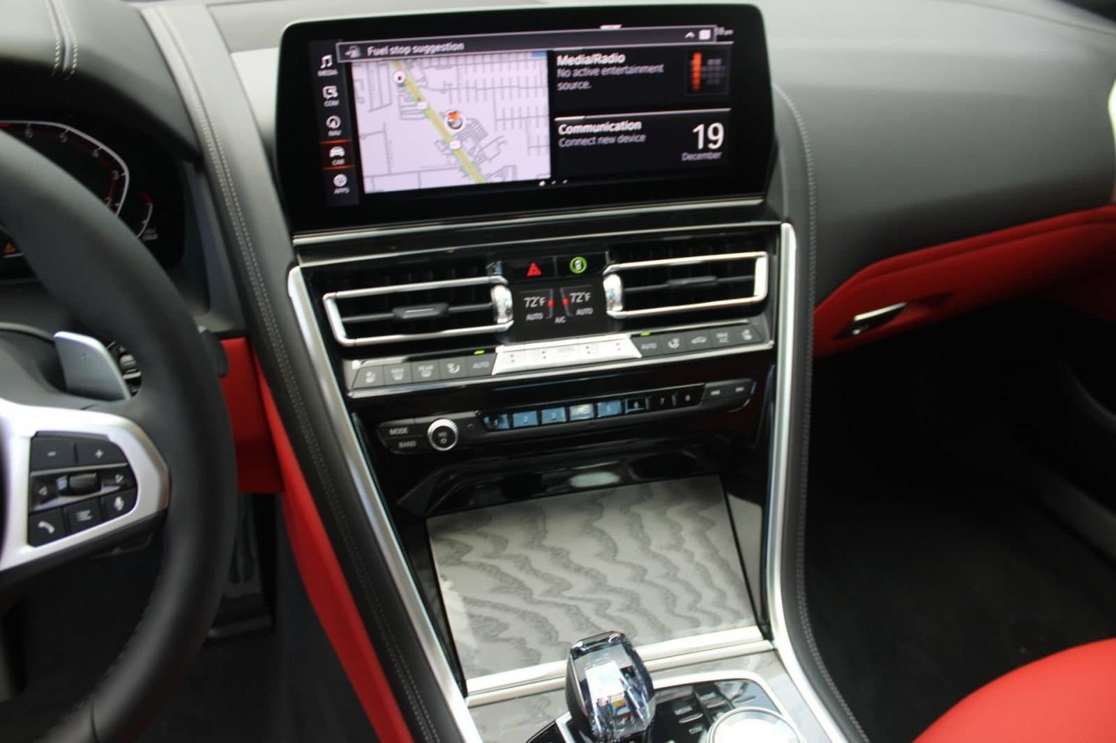 2026 BMW 8 Series 840i - Photo 21