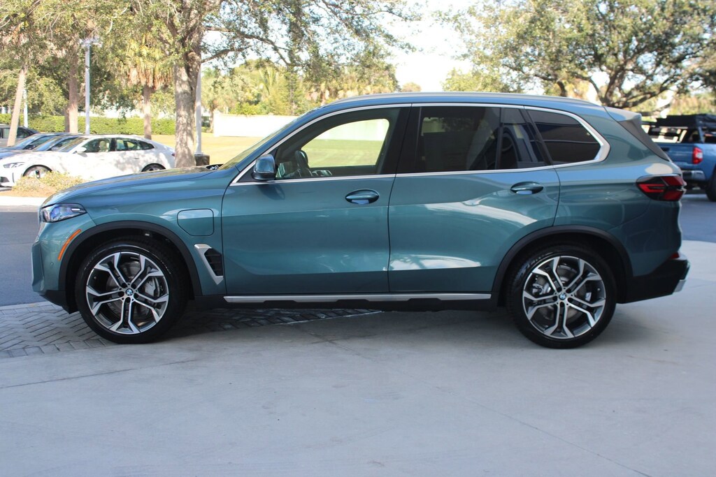New 2026 BMW X5 PHEV xDrive50e SUV