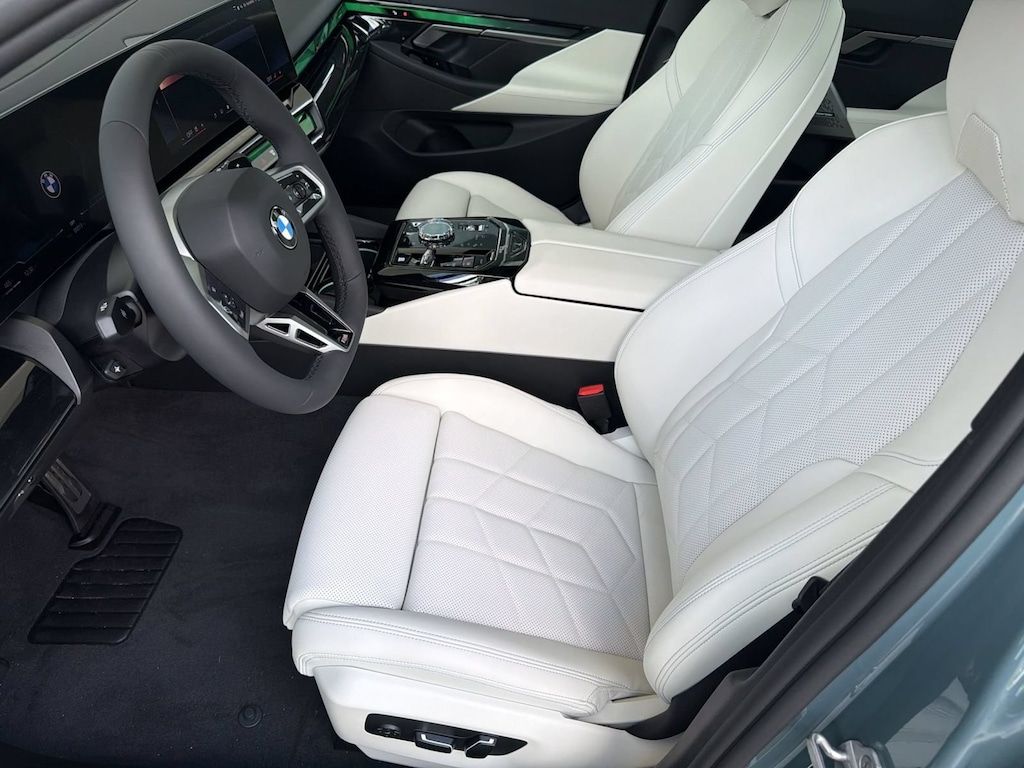 New 2027 BMW 530i xDrive Sedan