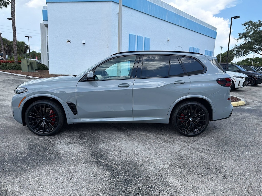 New 2026 BMW X5 sDrive40i SUV