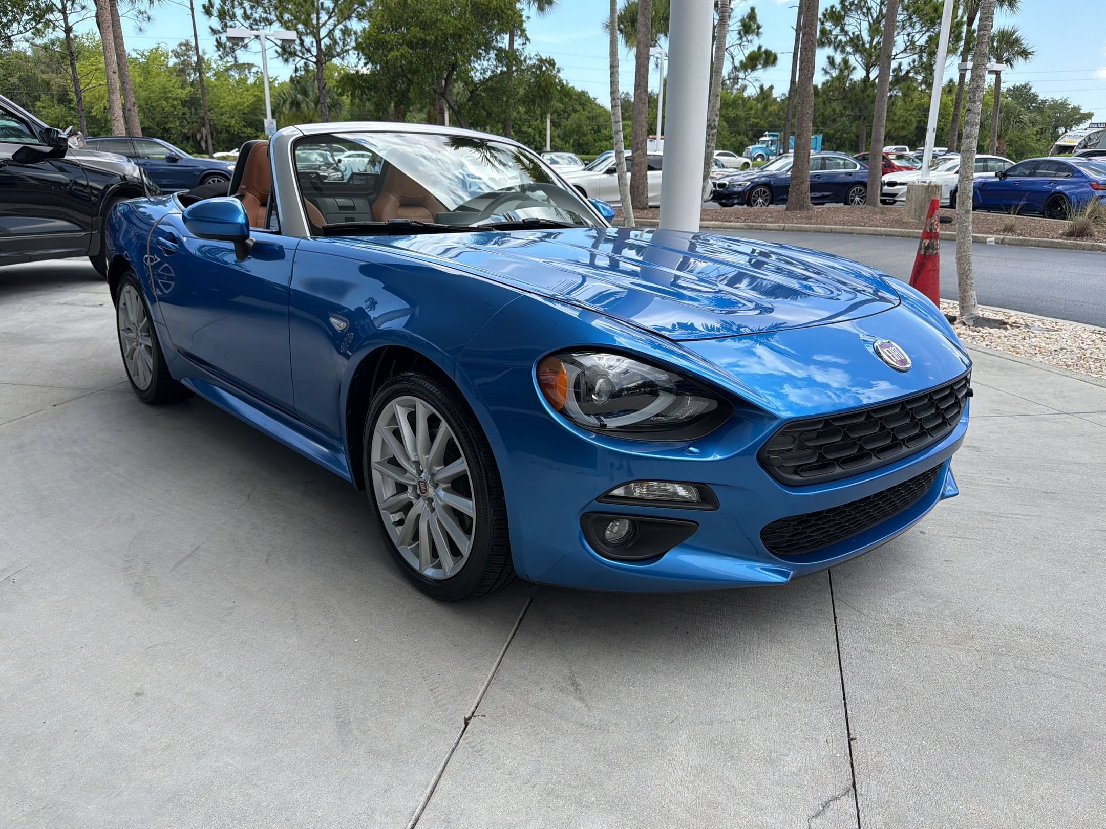 124 Spider Lusso Convertible