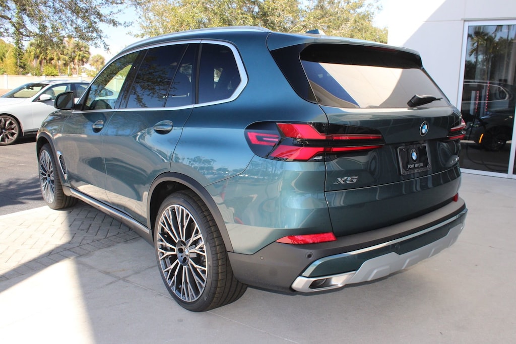 New 2026 BMW X5 xDrive40i SUV