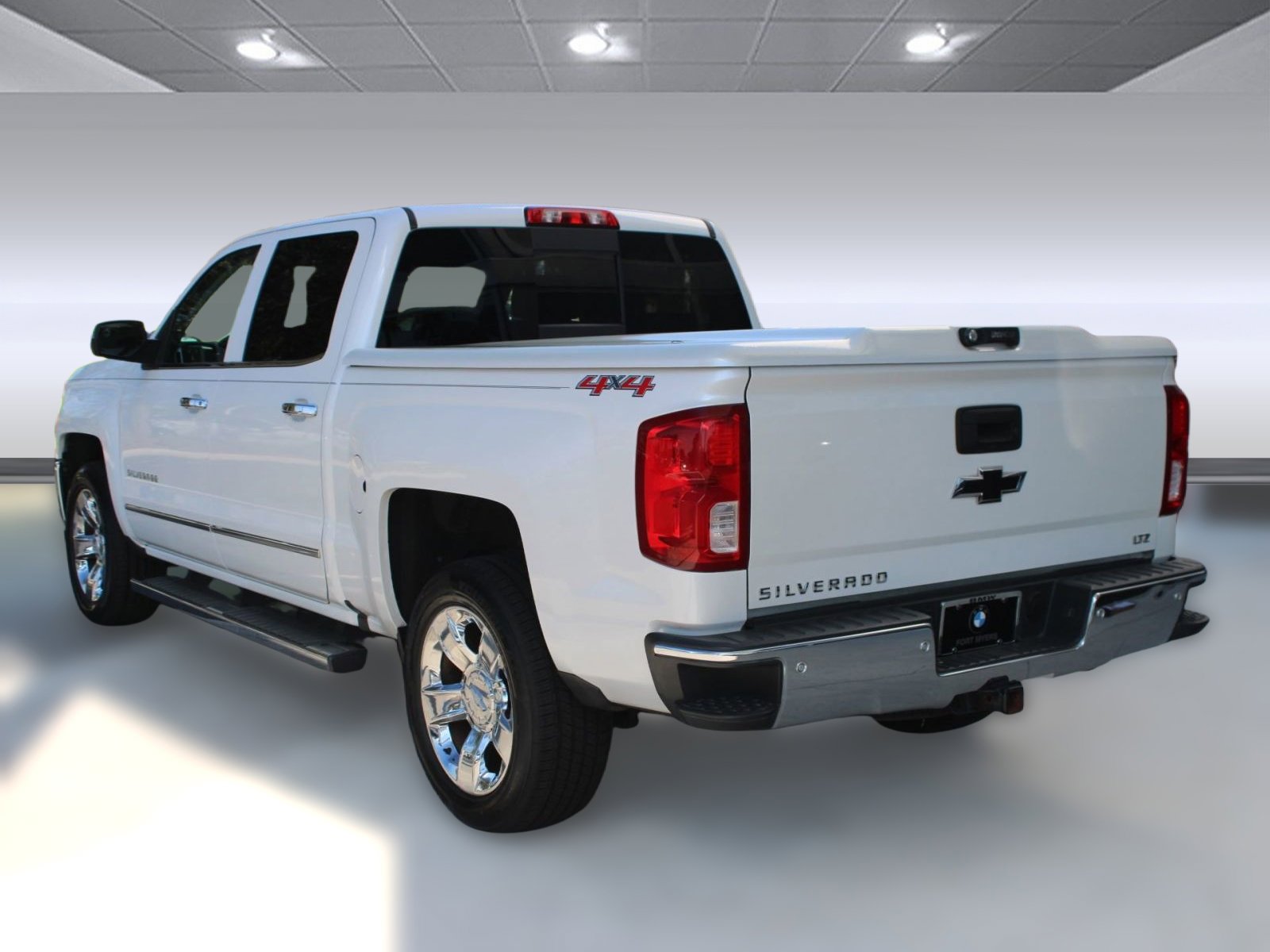 2016 Chevrolet Silverado 1500 LTZ photo 3