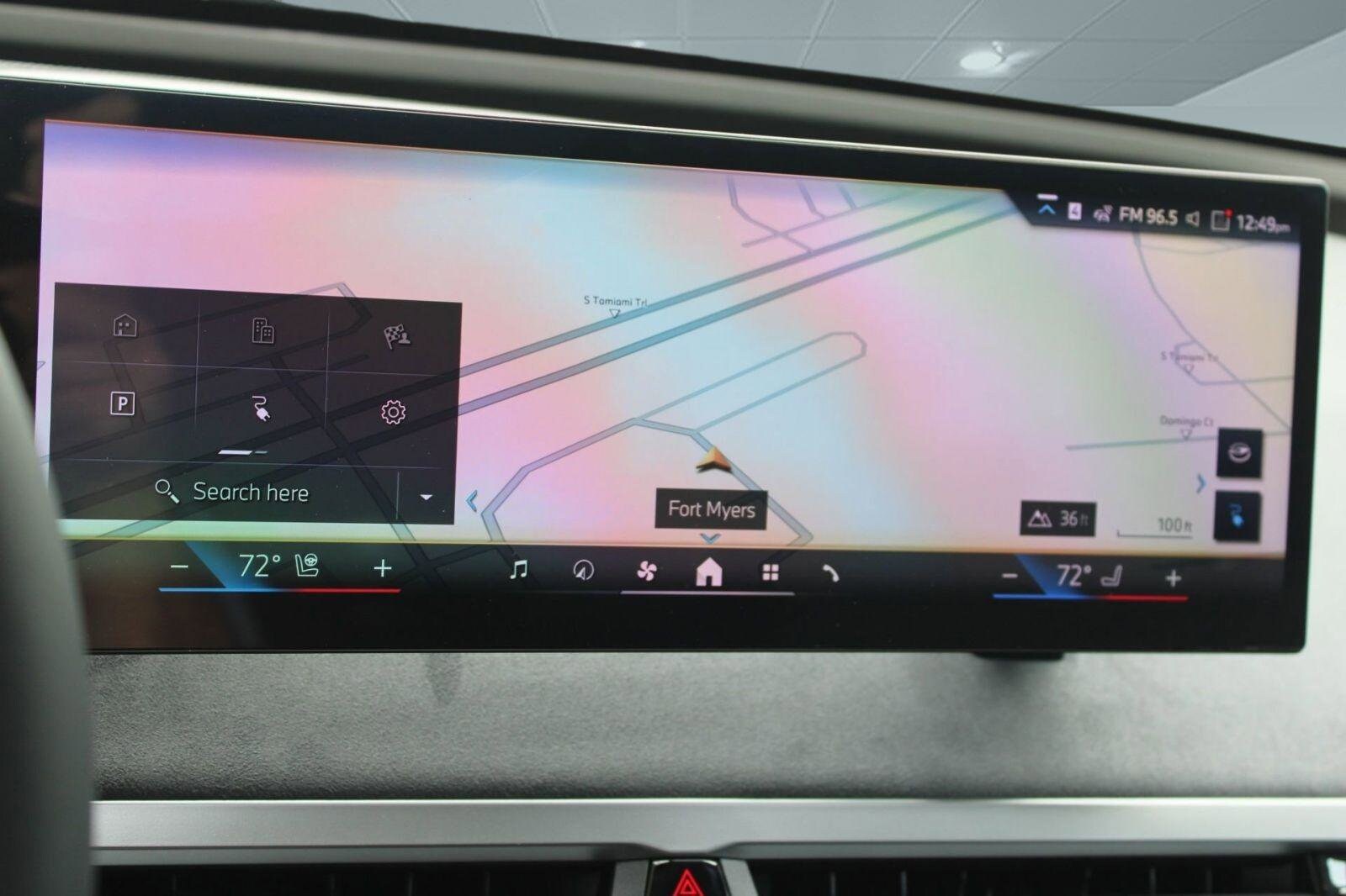 2026 BMW iX 45 - Photo 24