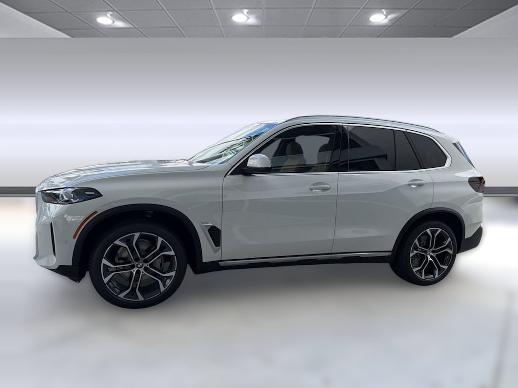New 2026 BMW X5 sDrive40i SUV