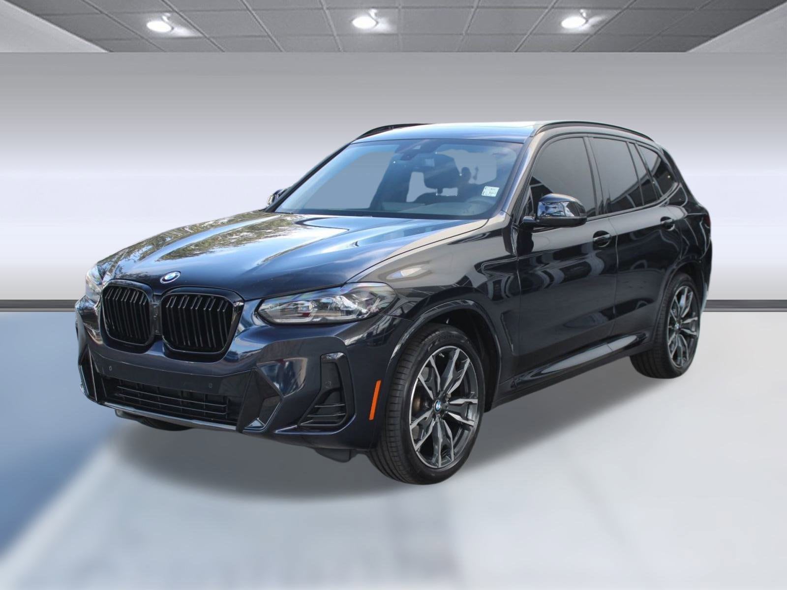 2022 BMW X3 30i's photo