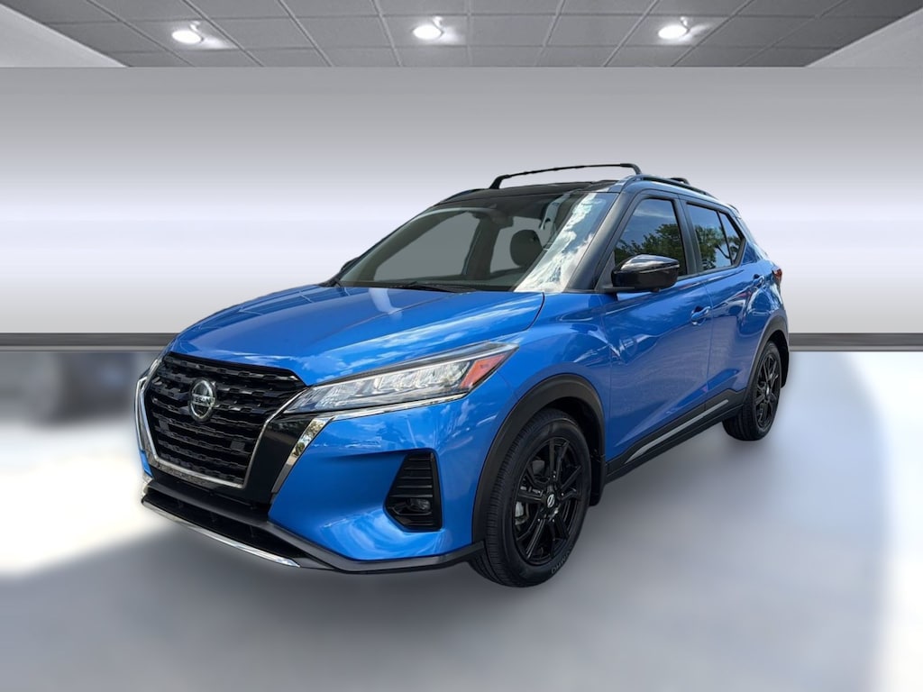 Used 2021 Nissan Kicks SR SUV