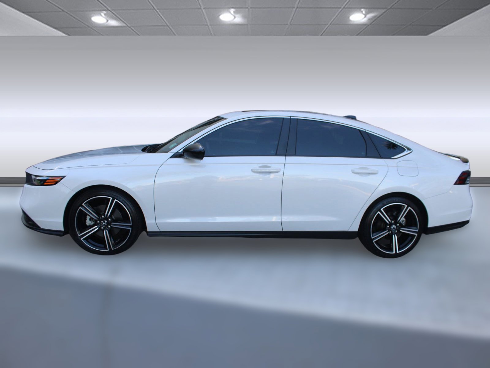 2025 Honda Accord Hybrid Sport photo 2