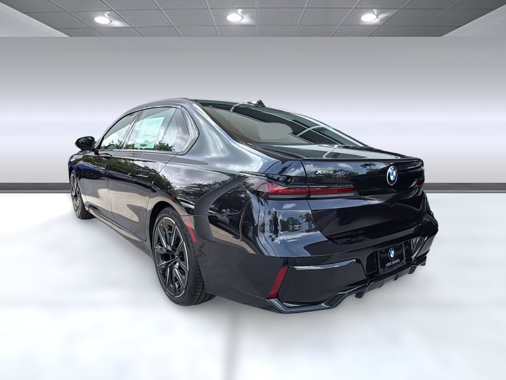 New 2026 BMW 740i xDrive Sedan