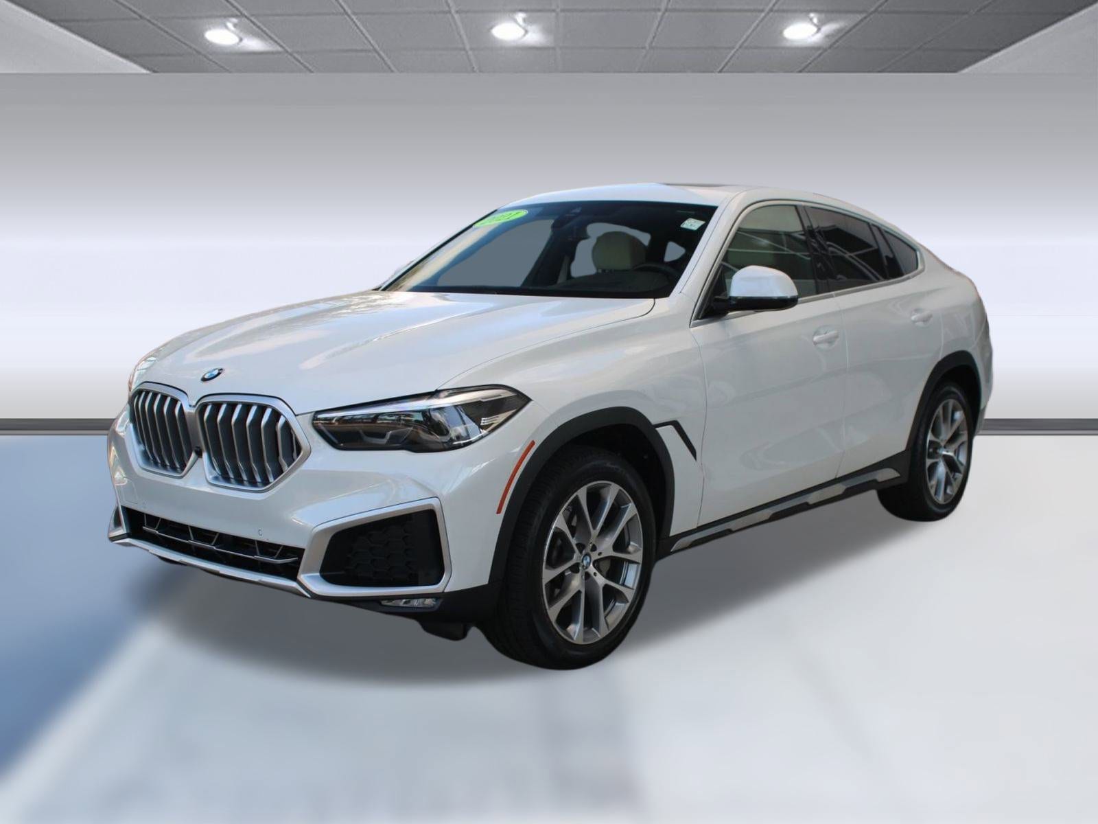 2021 BMW X6 40i's photo