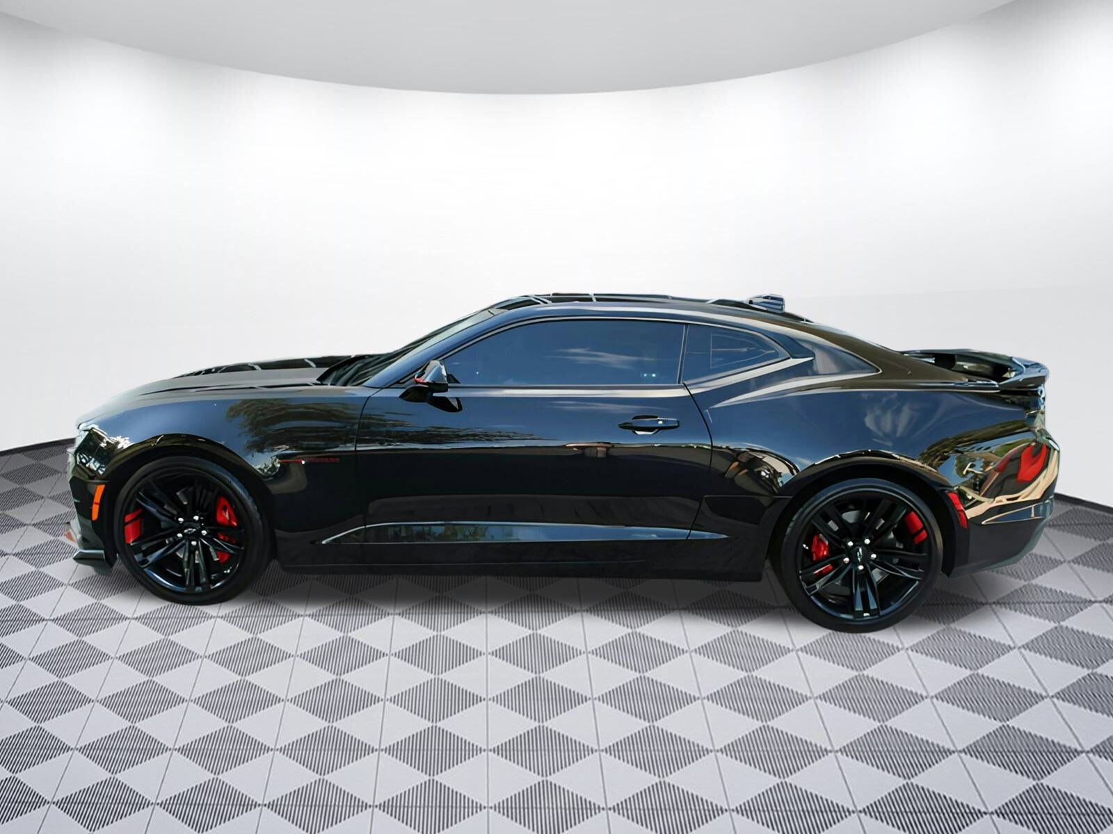 2023 Chevrolet Camaro 2SS photo 2