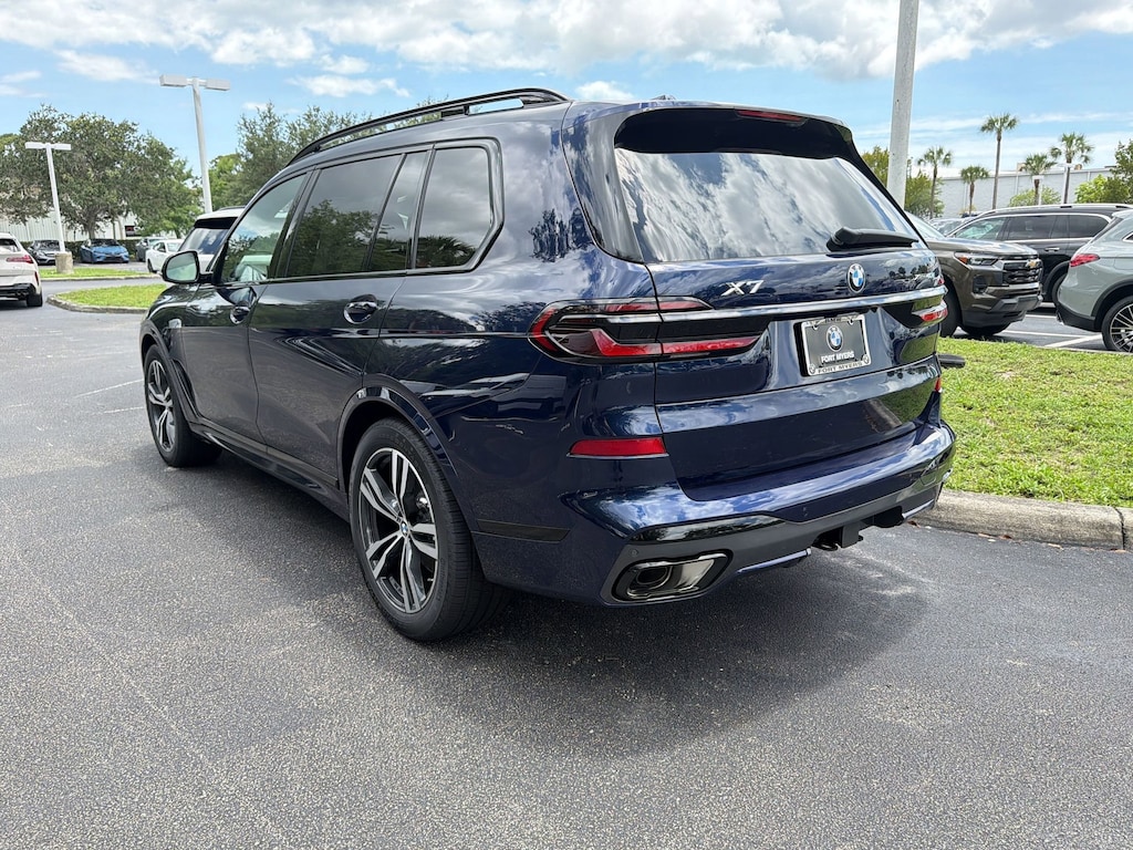 New 2027 BMW X7 xDrive40i SUV